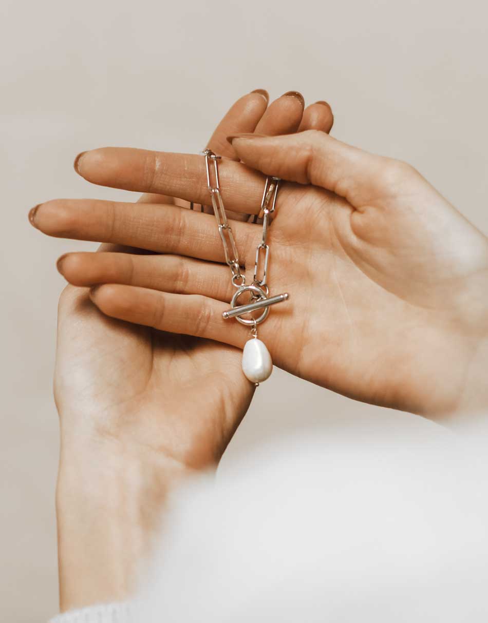 Tiffany Hardwear Freshwater Pearl Necklace in Sterling Silver, Size: 16 in.